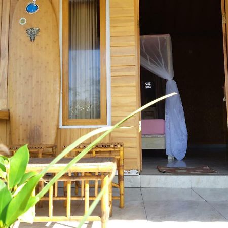 Friend House Stay & Surf Airsatang Eksteriør bilde