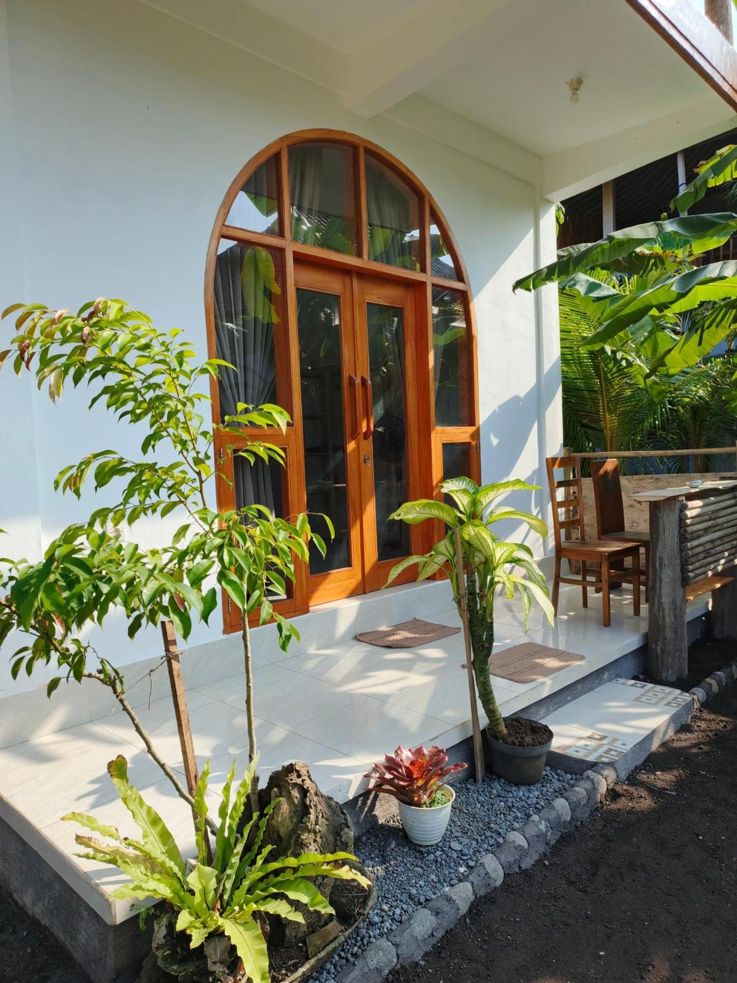 Friend House Stay & Surf Airsatang Eksteriør bilde