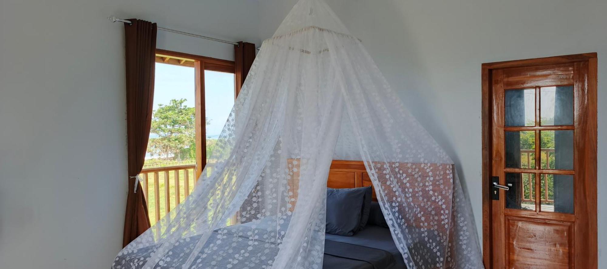 Friend House Stay & Surf Airsatang Eksteriør bilde