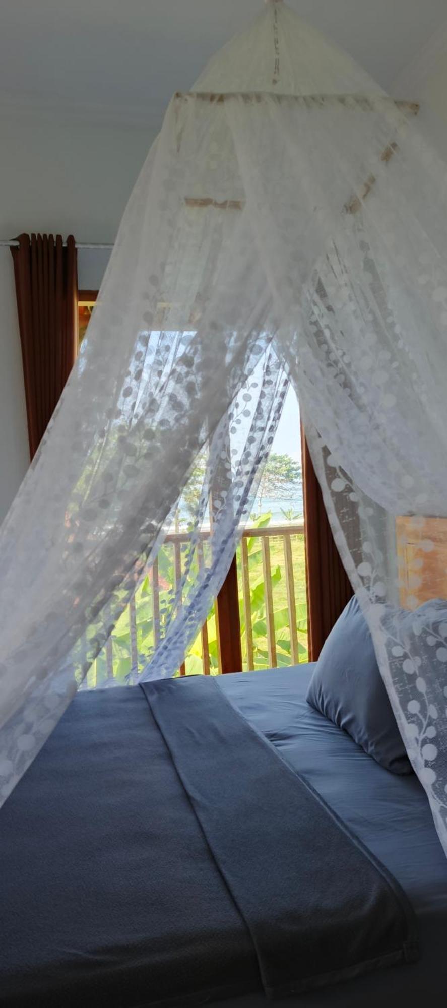 Friend House Stay & Surf Airsatang Eksteriør bilde